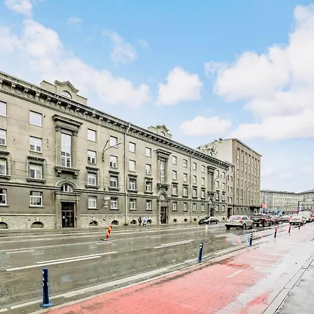 Urban Charm In The Heart Of Apartment Reval